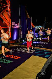 BIB: 
                            <button type="button" onclick="openModal(25251195)" class="btn btn-primary btn-sm float-right btn-popup" data-toggle="modal" data-target=".modal-high-quality">
                        <i class="fas fa-shopping-cart"></i> Add to Cart
                    </button>
                                            <button type="button" onclick="isThisMe(25251195, true)" class="btn btn-success btn-sm float-right btn-popup btn-isme hidden" data-toggle="tooltip" data-placement="bottom" title="นี่คือรูปของคุณใช่ไหม คลิกที่นี่เพื่อเอาเข้าอัลบั้ม">
                        <i class="fas fa-plus"></i> Add to album
                    </button>
                    <button type="button" onclick="isThisMe(25251195, false)" class="btn btn-warning btn-sm float-right btn-popup btn-isnotme hidden">
                        <i class="fas fa-ban"></i> Remove from album
                    </button>